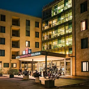 Hotel Cosmopolitan, Bolonia